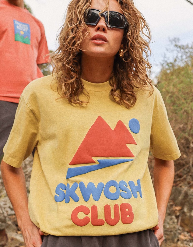 Skwosh - Chunky Mountain Regular Tee In Butter