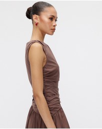Minima Esenciales - Lyris Drop Waist Maxi Dress