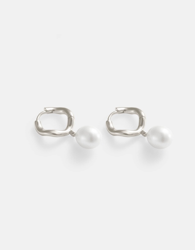 Kirstin Ash - Maris Pearl Hoops