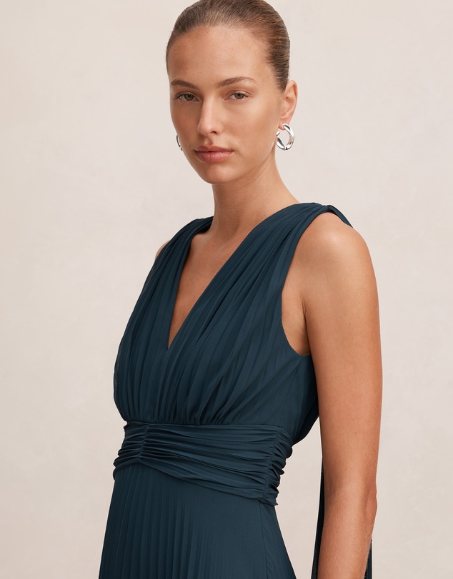 Forever New - Leia Pleated Cape Maxi Dress