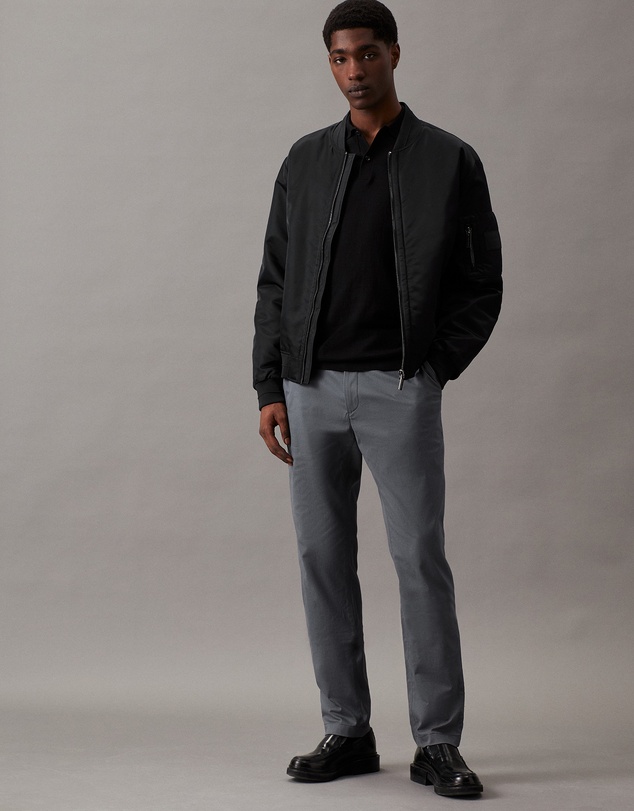 Calvin Klein - Slim Chinos