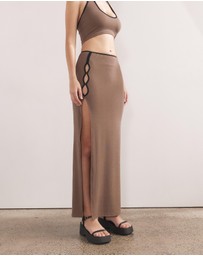 Dazie - Mirage Cut Out Slit Front Midi Skirt
