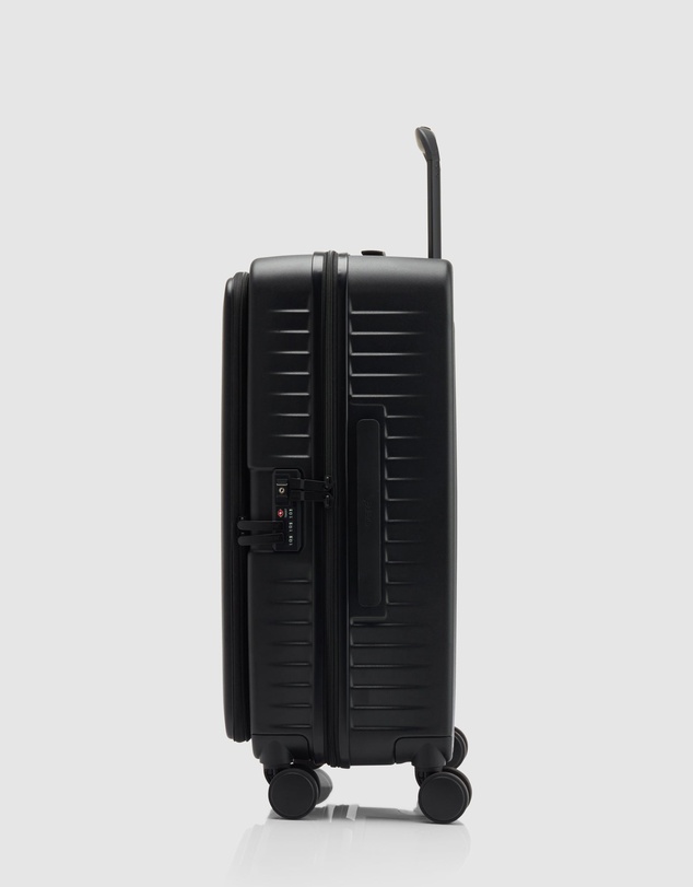 Nere - Venture Dual Open 66cm Suitcase