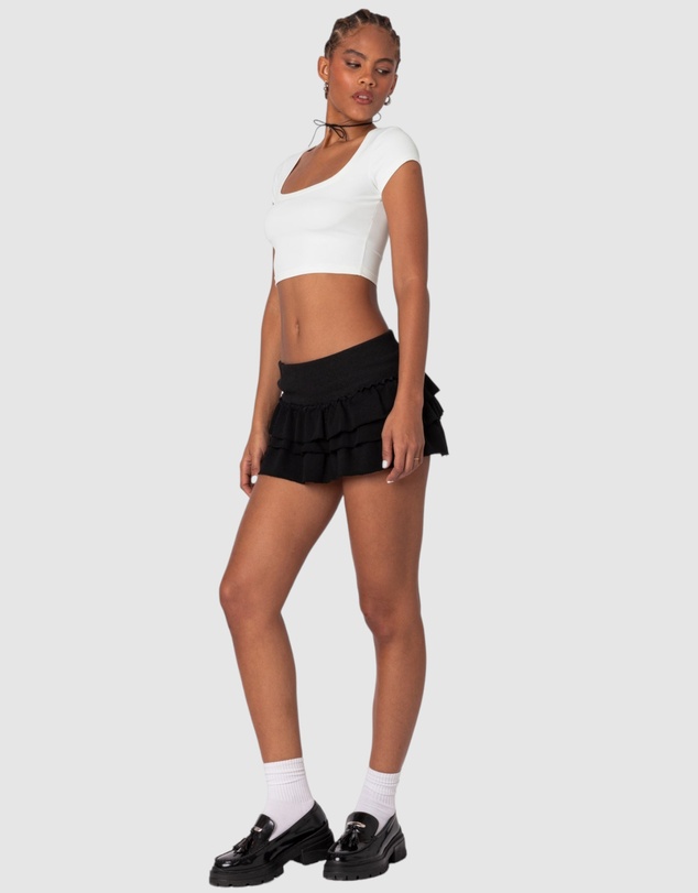 EDIKTED - Ricki Cropped T Shirt