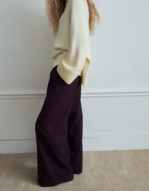 M.N.G - Wide-Leg Mid-Rise Pleated Trousers
