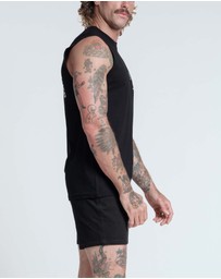 Vacancy Co - Life on the Rocks Tank