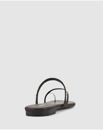 Siren - Miles Strappy Flat Sandals