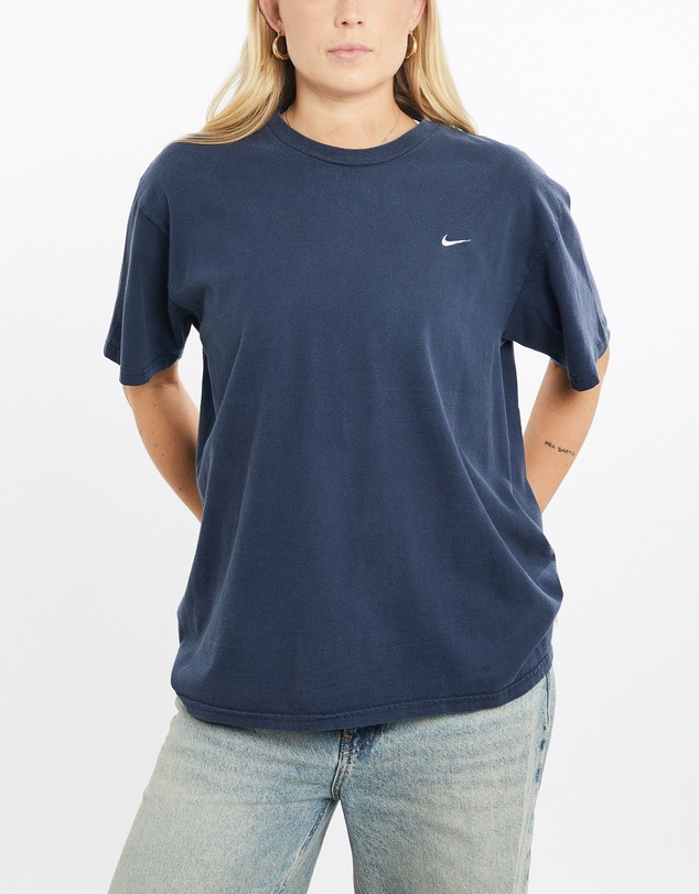 Vintage by The Real Deal - Pre Loved - Vintage Nike Tee