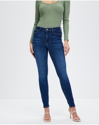 GUESS - 1981 High Rise Skinny Jeans