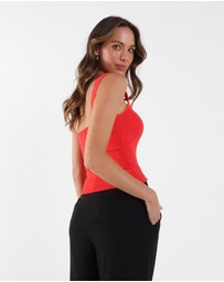 Madison The Label - Val Knit Top