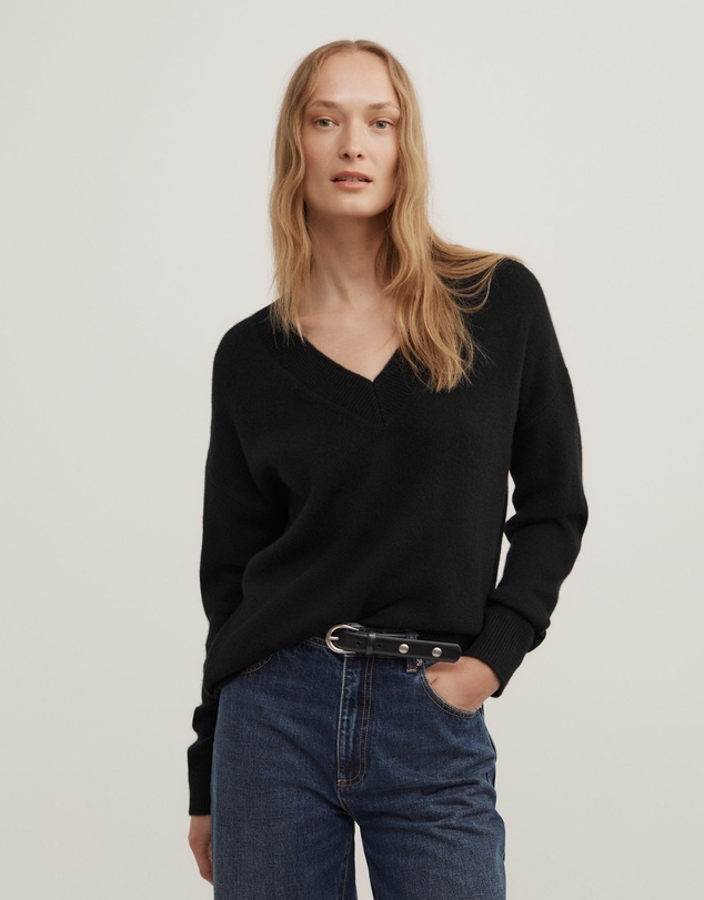 Witchery - Cashmere V-neck Knit