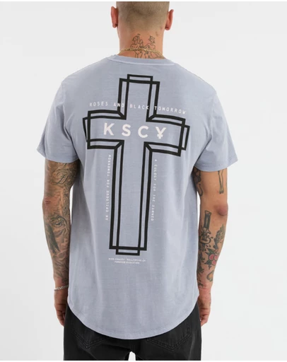 Kiss Chacey - Sanctus Dual Curved Tee
