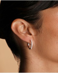 Astrid & Miyu - Essential Crystal Medium Hoops