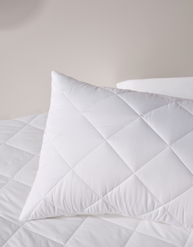 Linen House - All-Seasons Pillow Protector