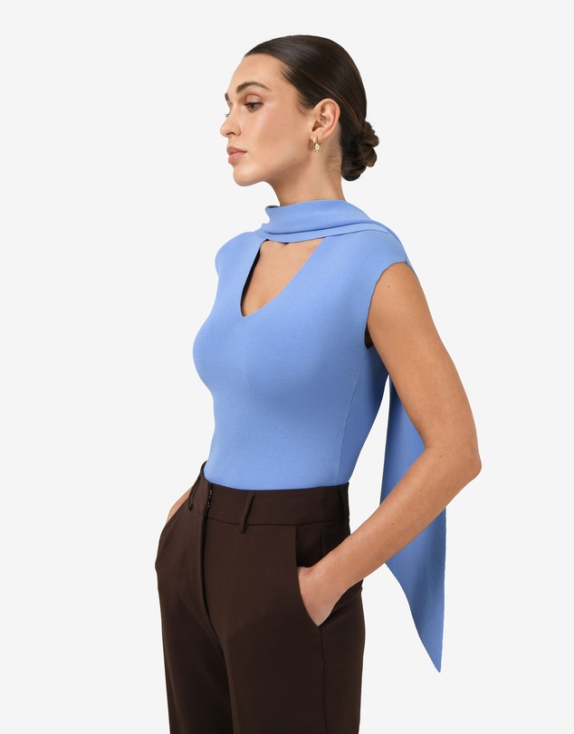Forcast - Isadora V-Neck Scarf Knit Top