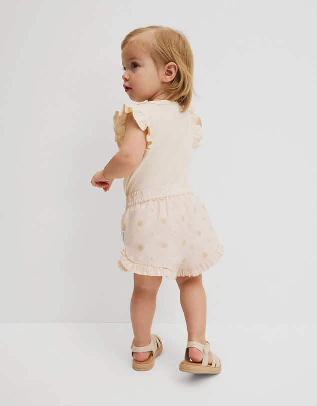 Country Road - Pull On Embroidered Short