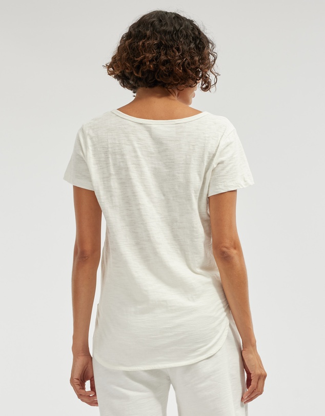 Amelius - Fallon Rounded Hem Tee