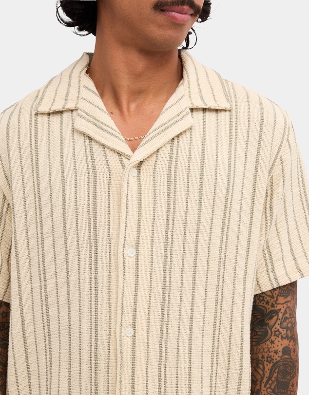 RVCA - Mens Vacancy Stripe Short Sleeve Shirt
