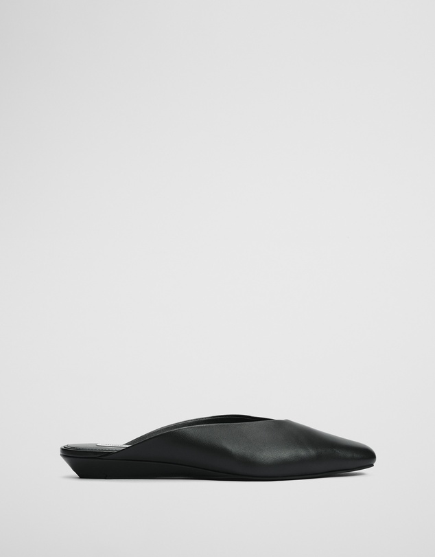 Country Road - Lila Mule
