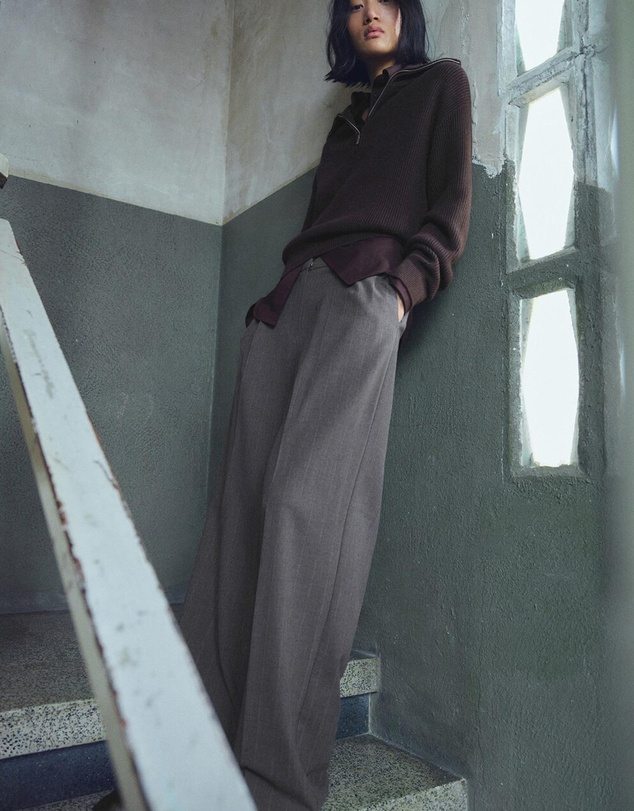 M.N.G - Pleated Wide Leg Trousers