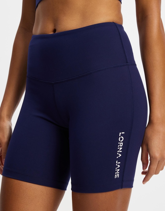 Lorna Jane - Lotus No Chafe Shorts - ICONIC EXCLUSIVE