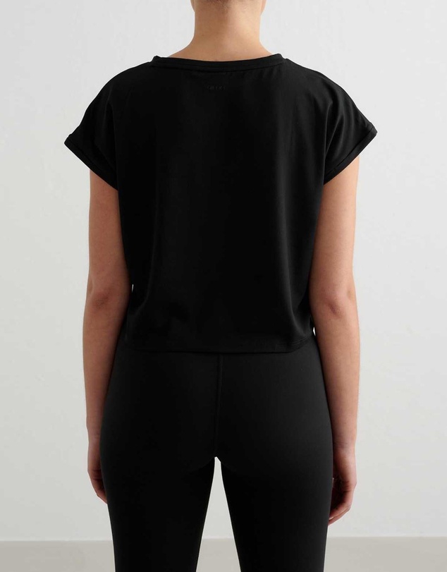Aim'n - Soft Basic Roll-Sleeve Top