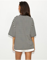 Dazie - Nostalgia Stripe Oversized Boyfriend Tee