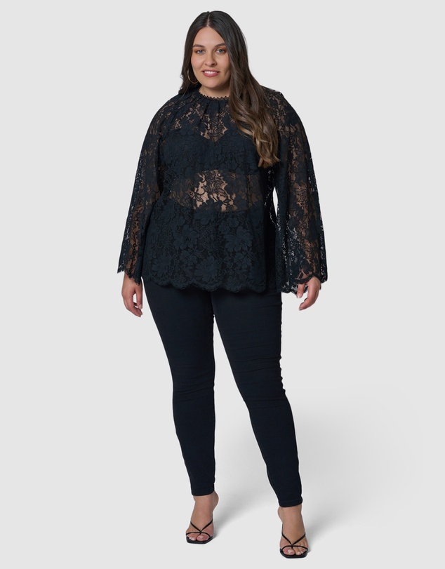 Sunday In The City - Avaunt Lace Top