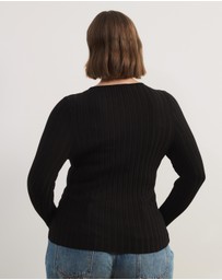 Atmos&Here Curvy - Rumi LS Fitted Rib Knit Top