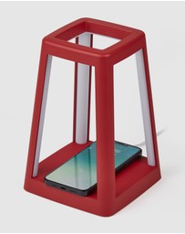 Lexon - Lexon Lantern Portable Lamp With Built-In Wireless Charger - Red