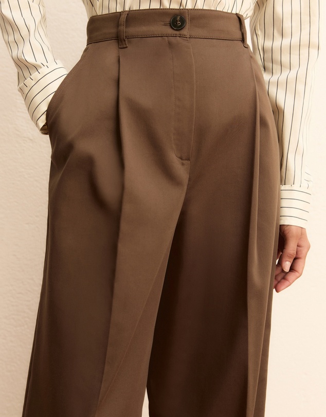 Emme - Khaki Straight Trousers