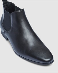 Tarocash - New Acton Gusset Boot