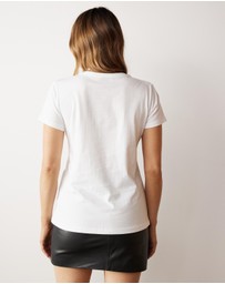 Atmos&Here - Organic Cotton V-Neck Tee