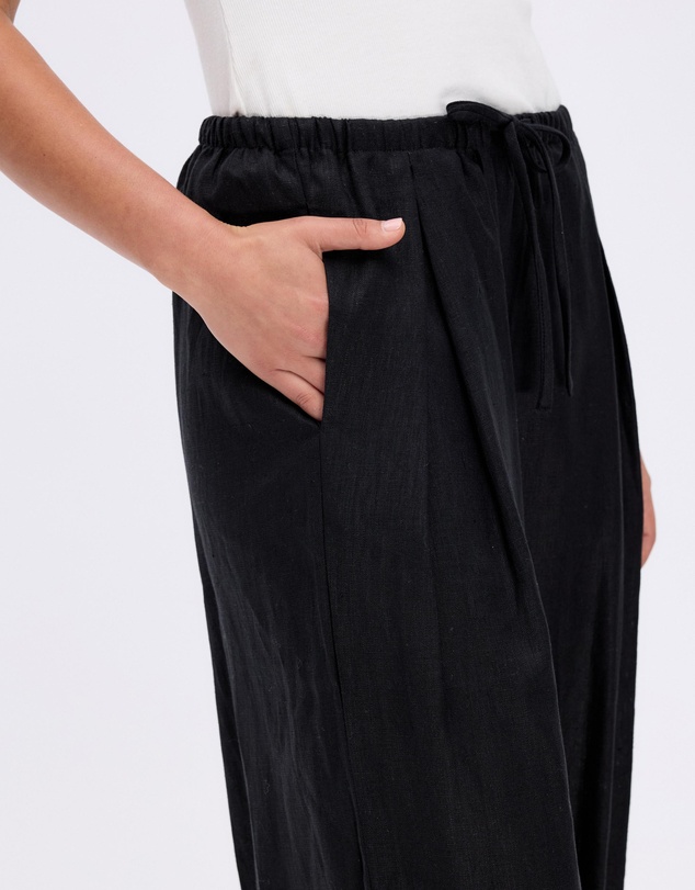 Minima Esenciales - Saffi Mid Rise Wide Leg Linen Pants