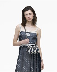 Marc Jacobs - The E/W Vanity Bag