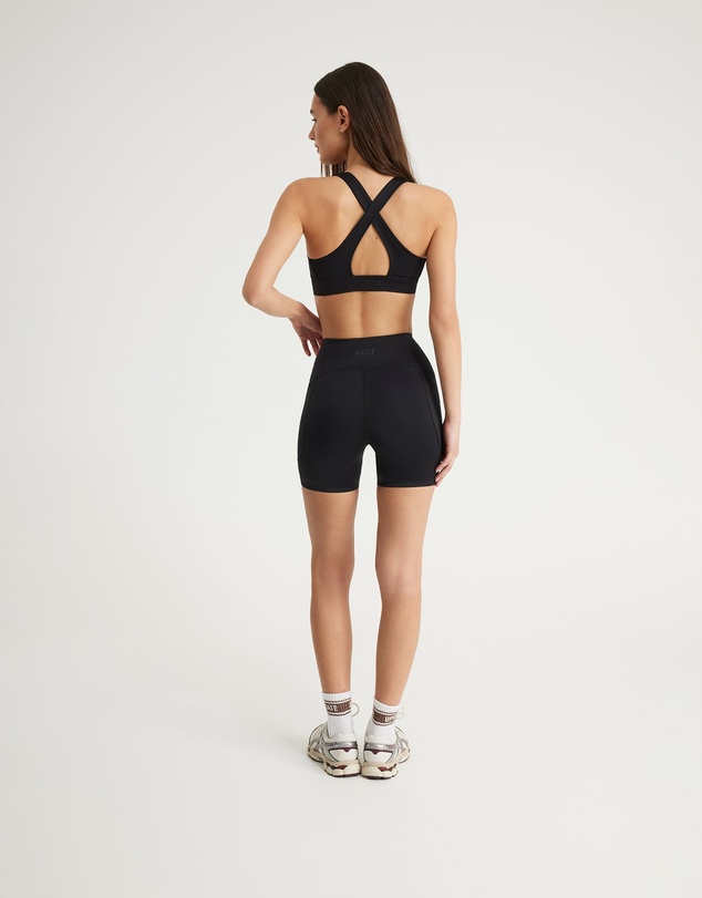 Upstate - Contour+ Cross Over Crop - Black