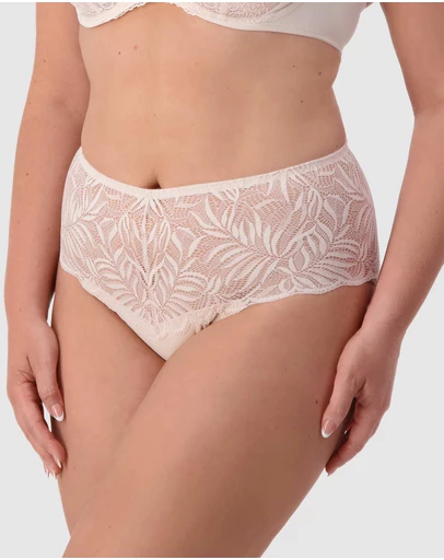 Triumph - Essential Lace Maxi