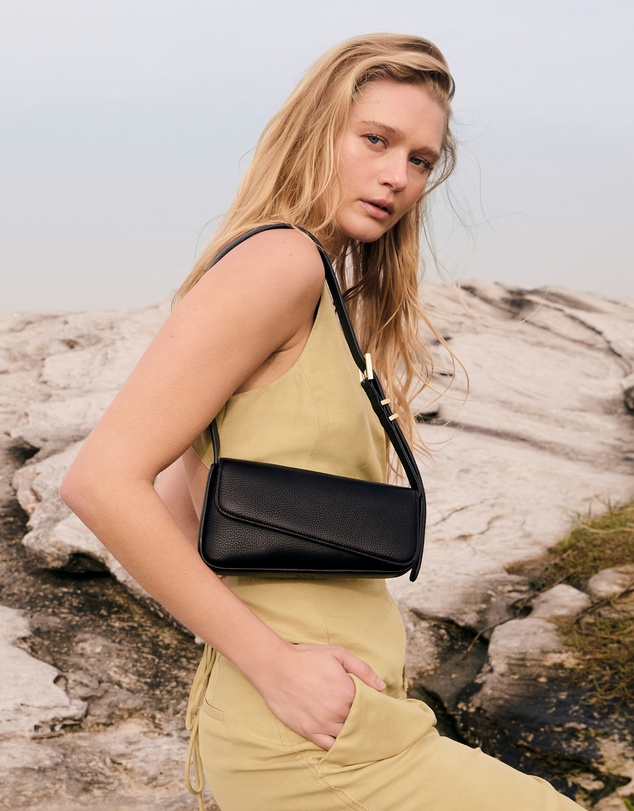 Status Anxiety - Overnight Obsession Bag