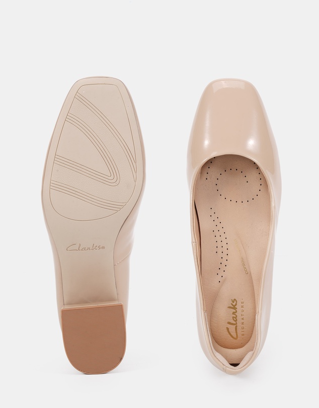 Clarks - Wintry Nude