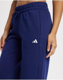 adidas Sportswear - Essentials Small Logo Feel Cozy Open-Hem Joggers