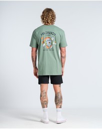 Vacancy Co - Nurture Nature Tee