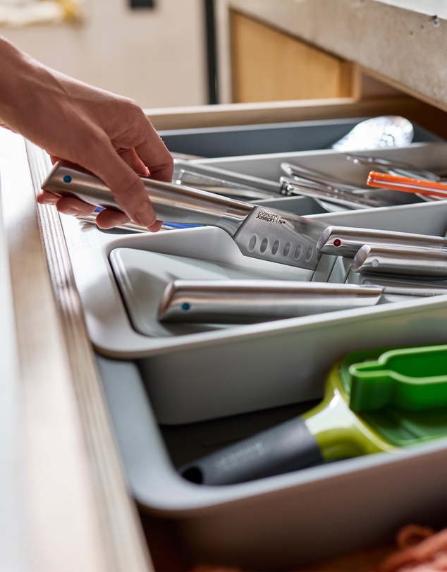 Joseph Joseph - DrawerStore™ Expanding Tiered Cutlery Tray with Knives Organiser