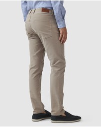 Rodd & Gunn - Motion 2 Straight Jean Long Leg