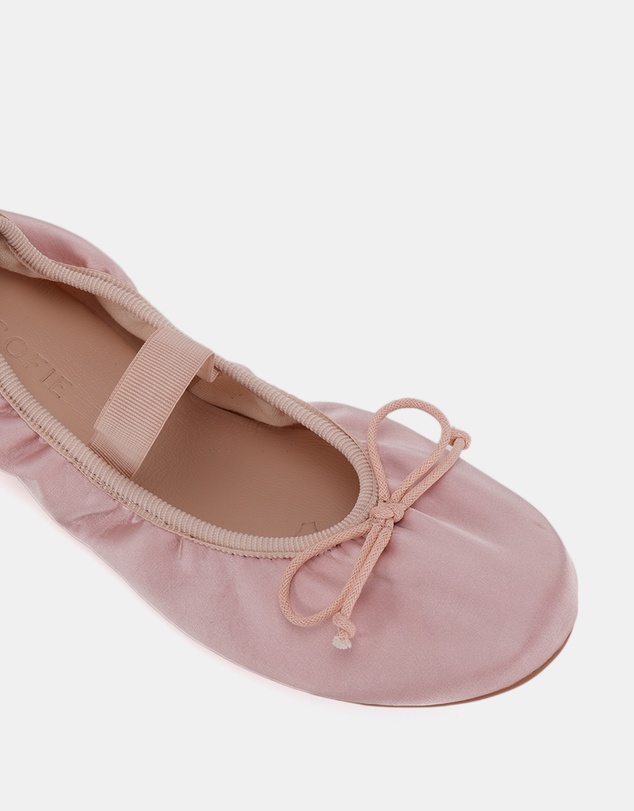 Miss Sofie - Medina Flats
