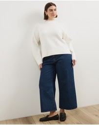 Atmos&Here Curvy - Classic Crew Knit Jumper