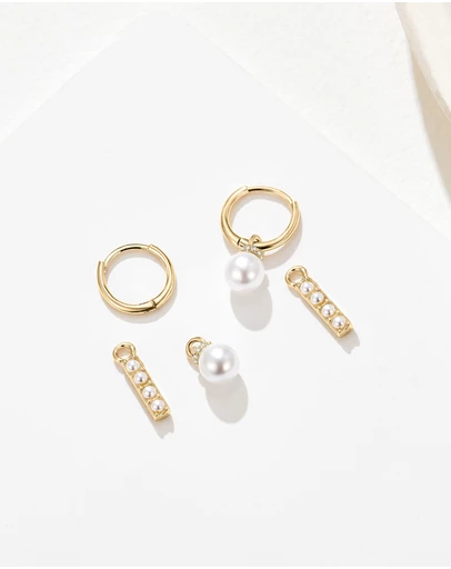 Mestige - Pearl Essence Connection Earrings - 18K Gold Plated
