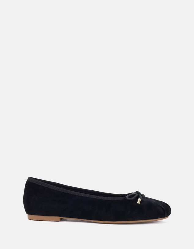 Clarks - Bari Black
