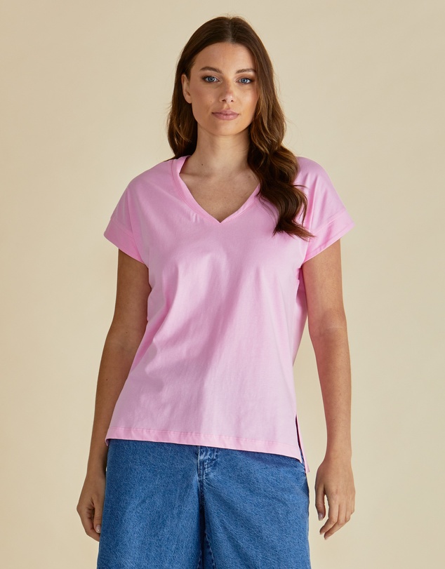 Betty Basics - Tracy V-Neck Tee