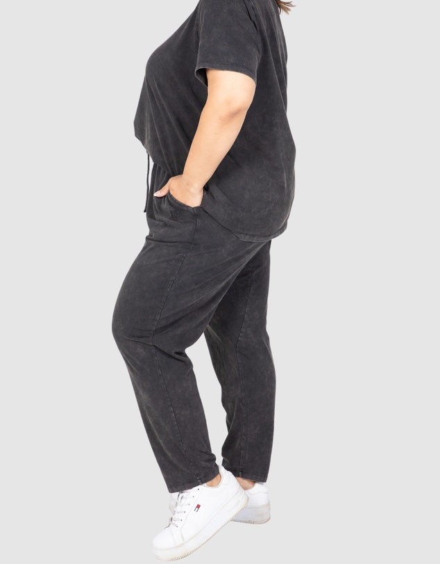 Love Your Wardrobe - Mackenzie Acid Wash Pants