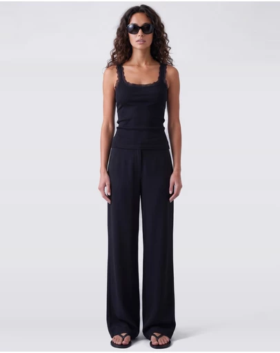 Style Addict - Lace Trim Tank